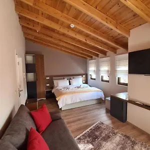 Ajet Korce